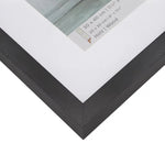 Charger l'image dans la galerie, Cadre photo standard en bois Noir – Verre – Profil 18×20 mm