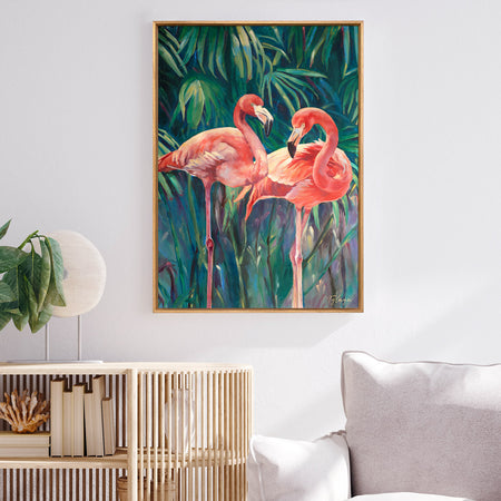 Peinture flamant rose sur un tableau jungle et nature de motifs tropical représentant un couple de flamants roses avec des feuilles de palmiers dans un jardin botanique de Floride pour une déco bohème, jungalow et moderne
