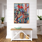 Charger l'image dans la galerie, Peinture tropicale perroquets dans un tableau jungle et nature d’un paysage d’animaux sauvages représentant un couple de Ara macao rouge dans la jungle avec la végétation des palmiers aux feuilles multicolores pour une décoration exotique