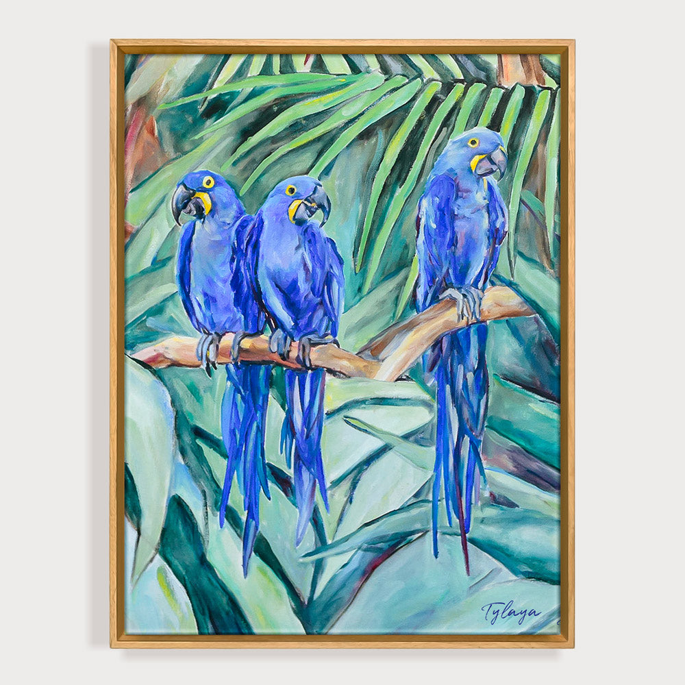  Peinture poster jungle de perroquets ara hyacinthe dans la jungle entre les feuilles de palmiers vertes et bleus multicolores.