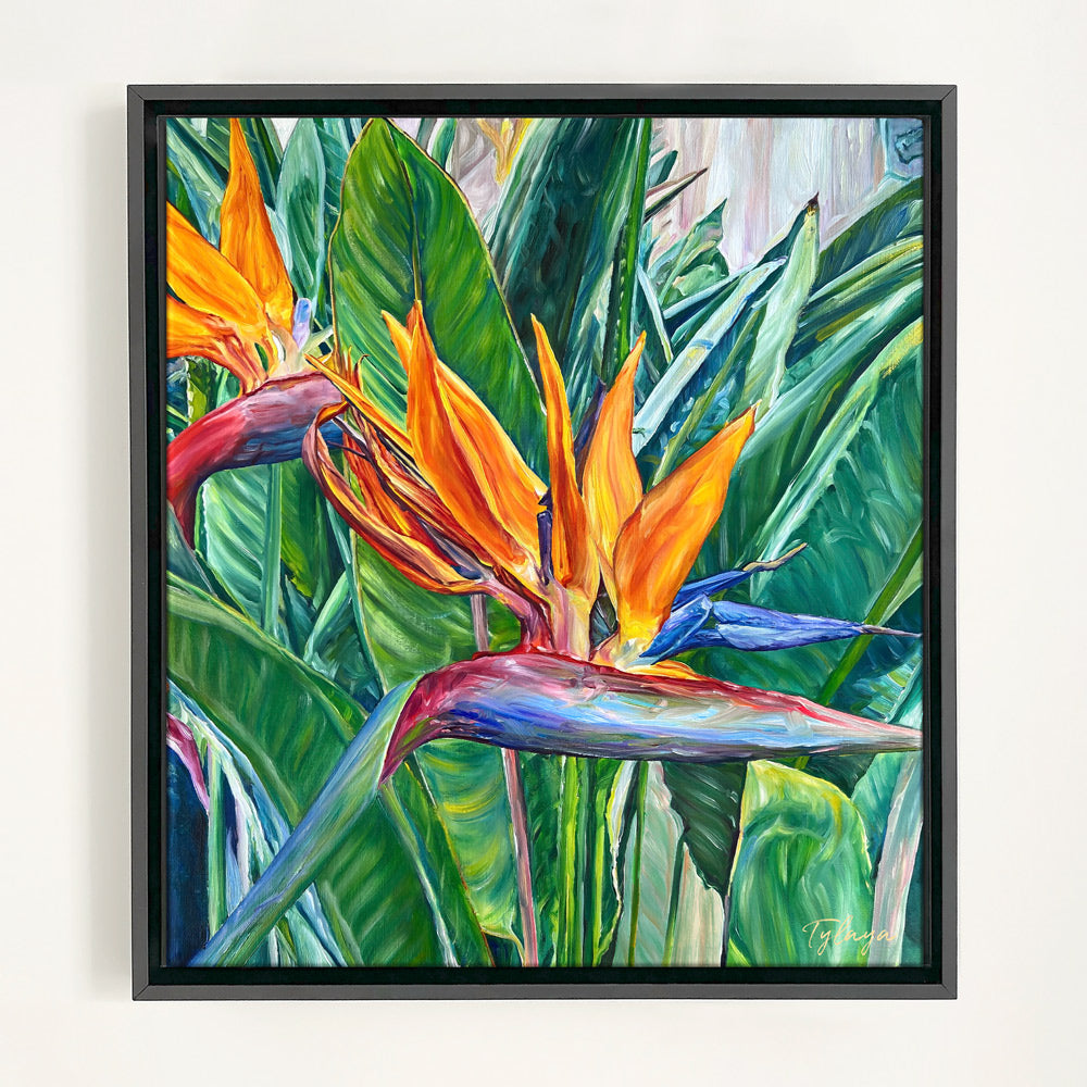 Tableau tropical d’une fleur oiseau de paradis strelitzia dans la jungle, pour une déco murale moderne et exotique.
