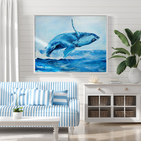 Poster Peinture huile baleine bleue d’un tableau mer et nature avec paysage marin pastel pour déco moderne et bord de mer représentant sautant dans les vagues de l’ocean.