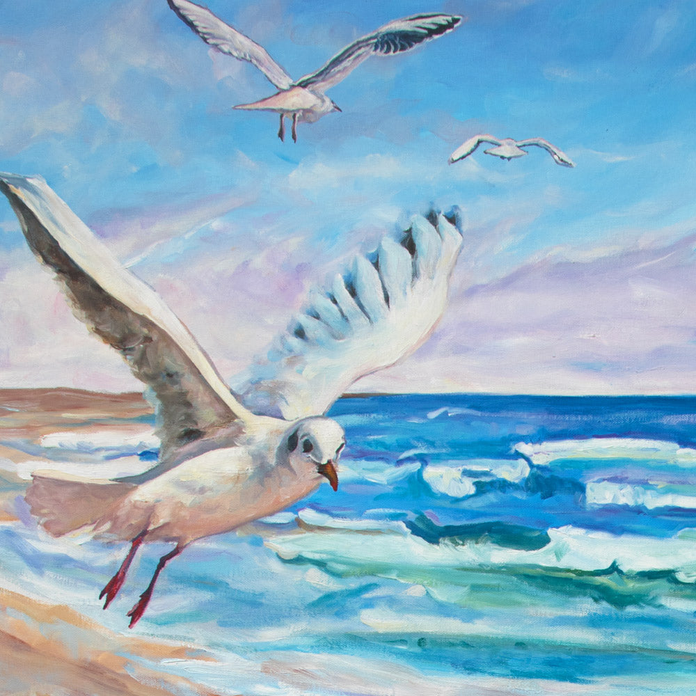 Peinture à l'huile mouette devant une mer pastel avec des vagues et du sable ocre